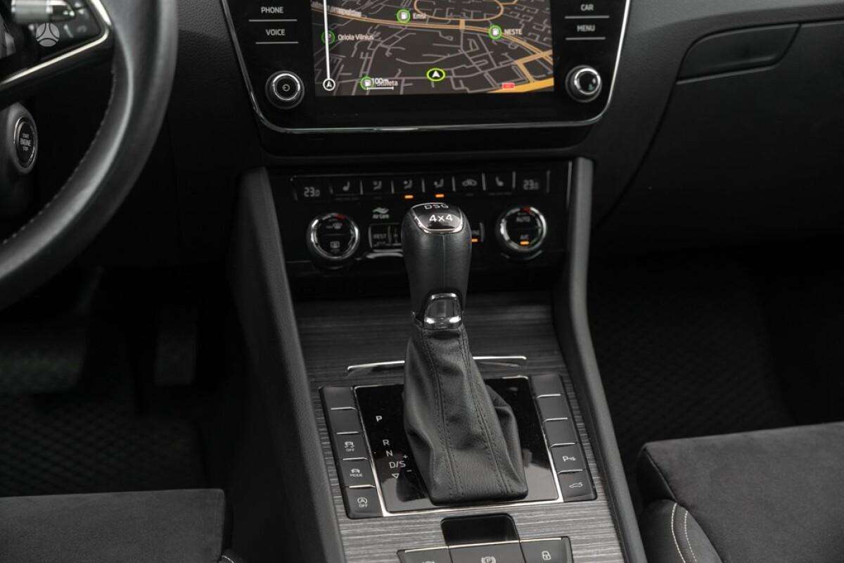 Škoda Superb - 10
