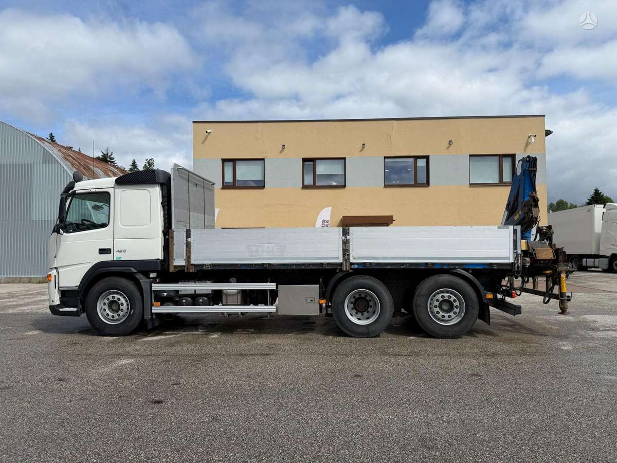 Volvo FM12 420, su kranu