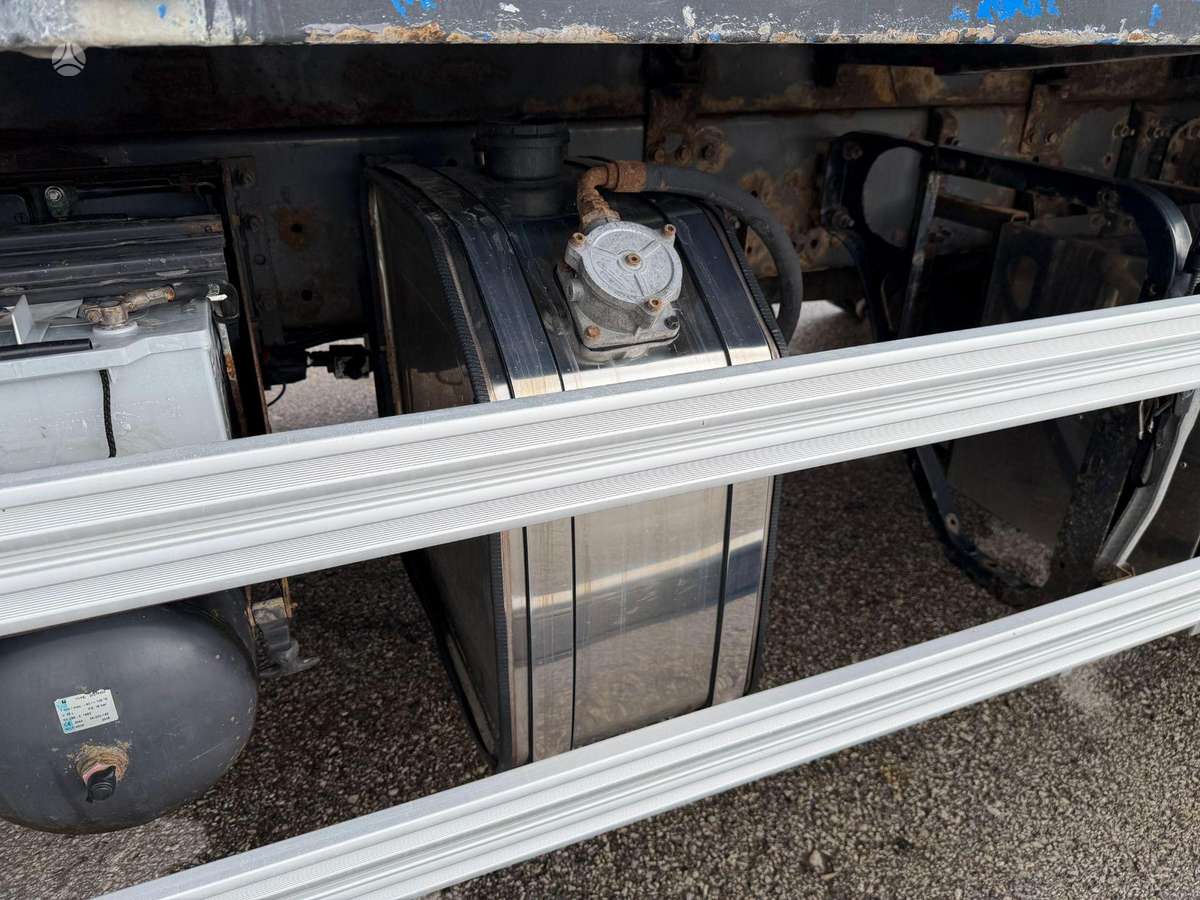 Volvo FM12 420, с краном