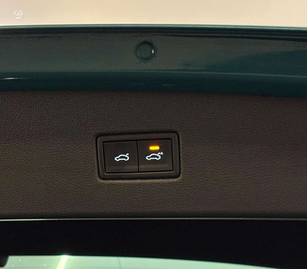 Volkswagen Tiguan - 12