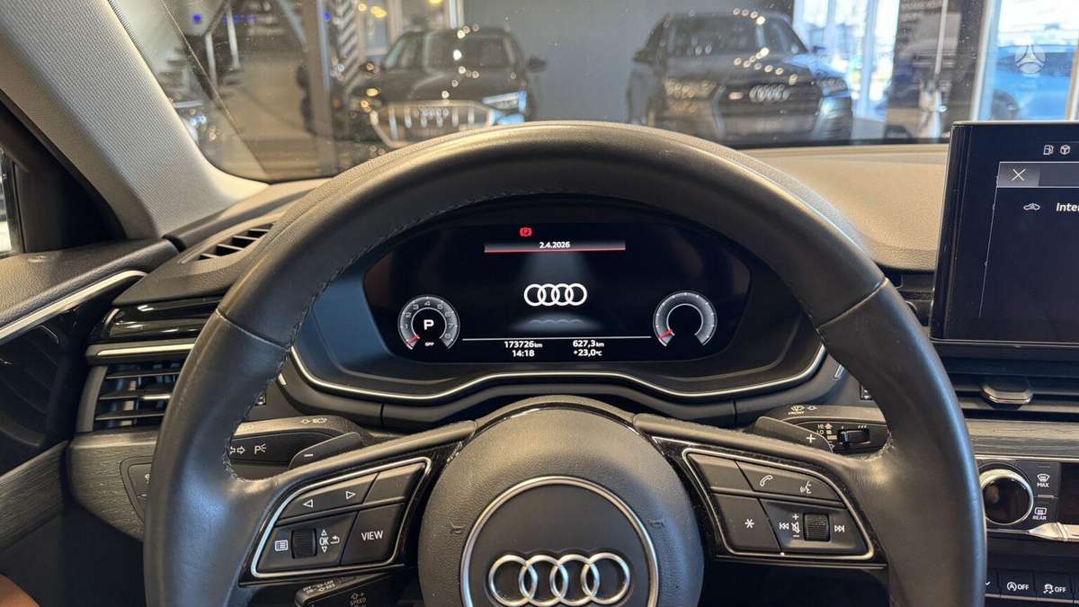 Audi A4, 2.0 l., Седан
