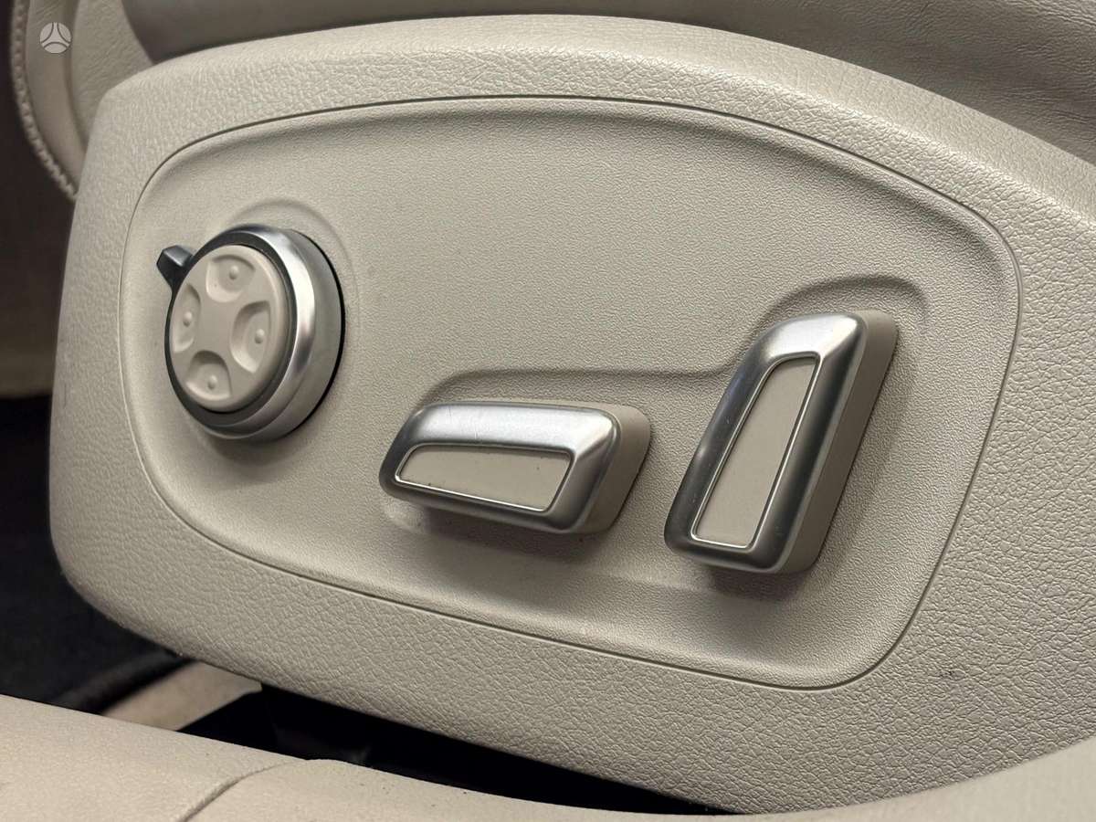 Audi A6 allroad, 3.0 l., Универсал