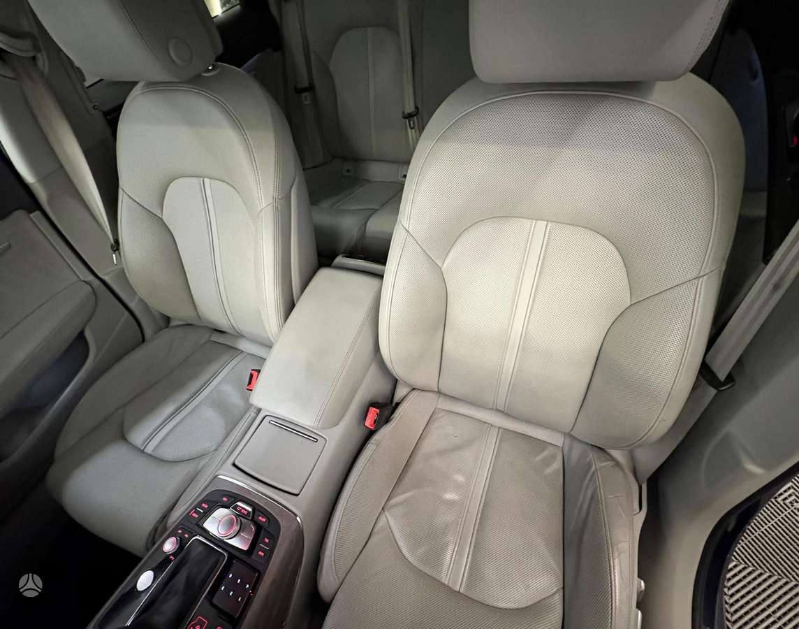 Audi A6 allroad, 3.0 l., Универсал