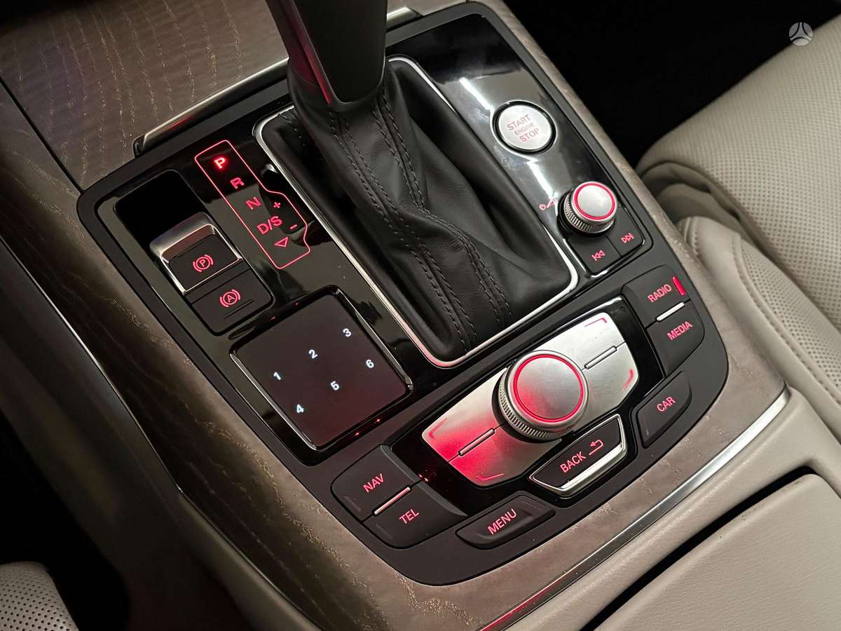 Audi A6 allroad, 3.0 l., Универсал