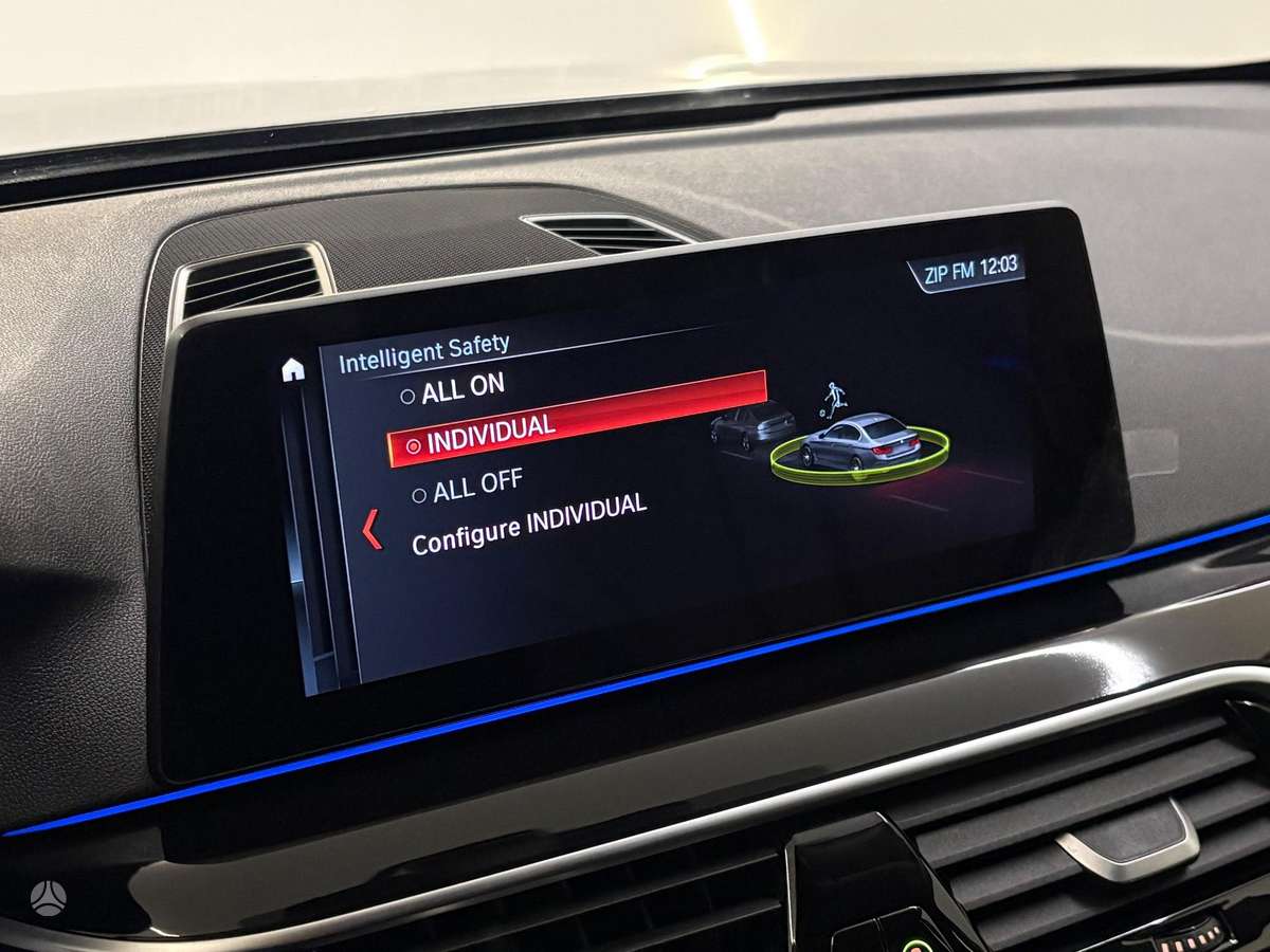 BMW 520, 2.0 l., Седан