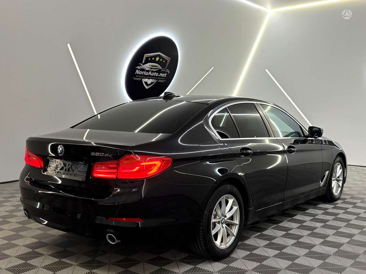 BMW 520, 2.0 l., Седан