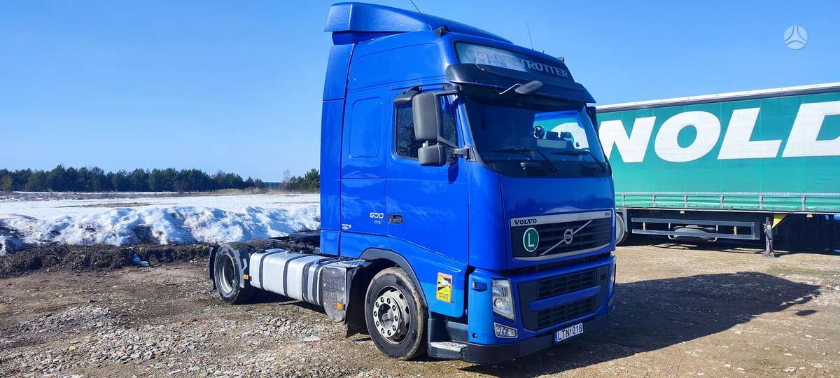 Volvo FH 500 Mega, double sleeper
