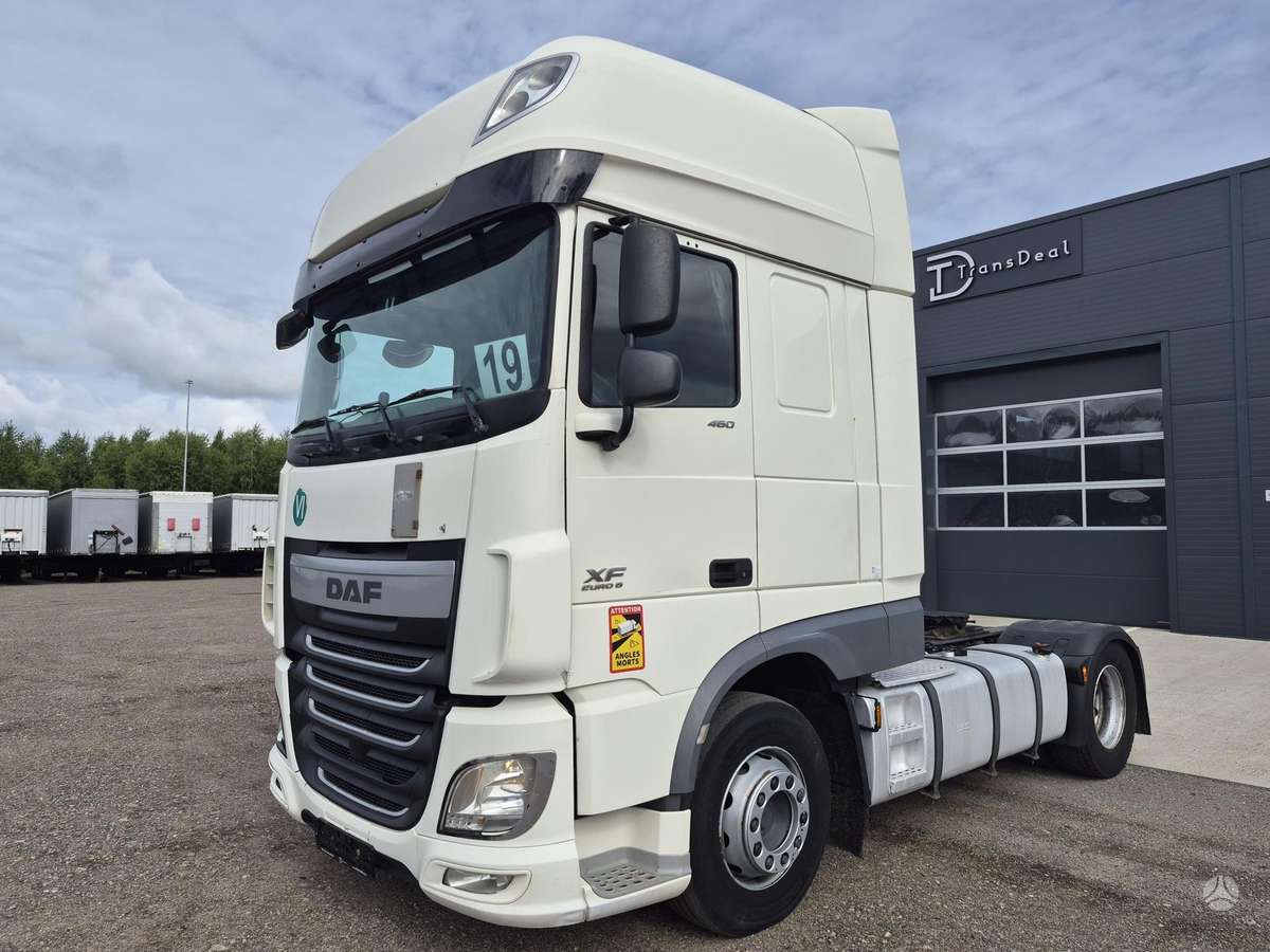 DAF XF106.460, double sleeper