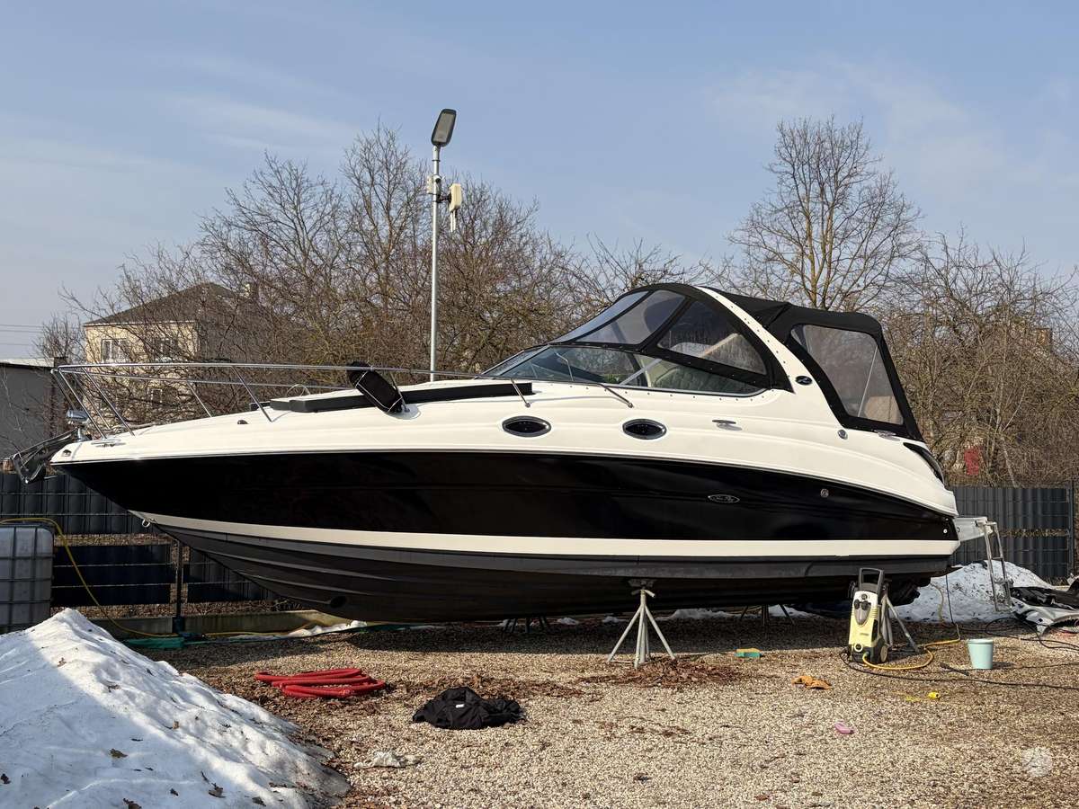 Sundancer 280/310 Searay, yachts / cruisers