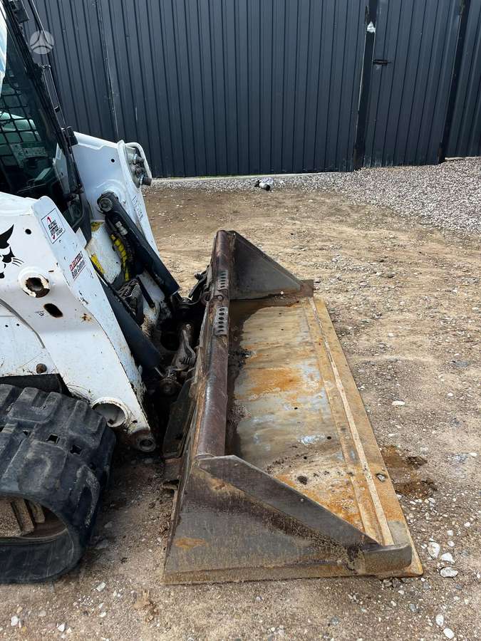 Bobcat T650, mini loaders