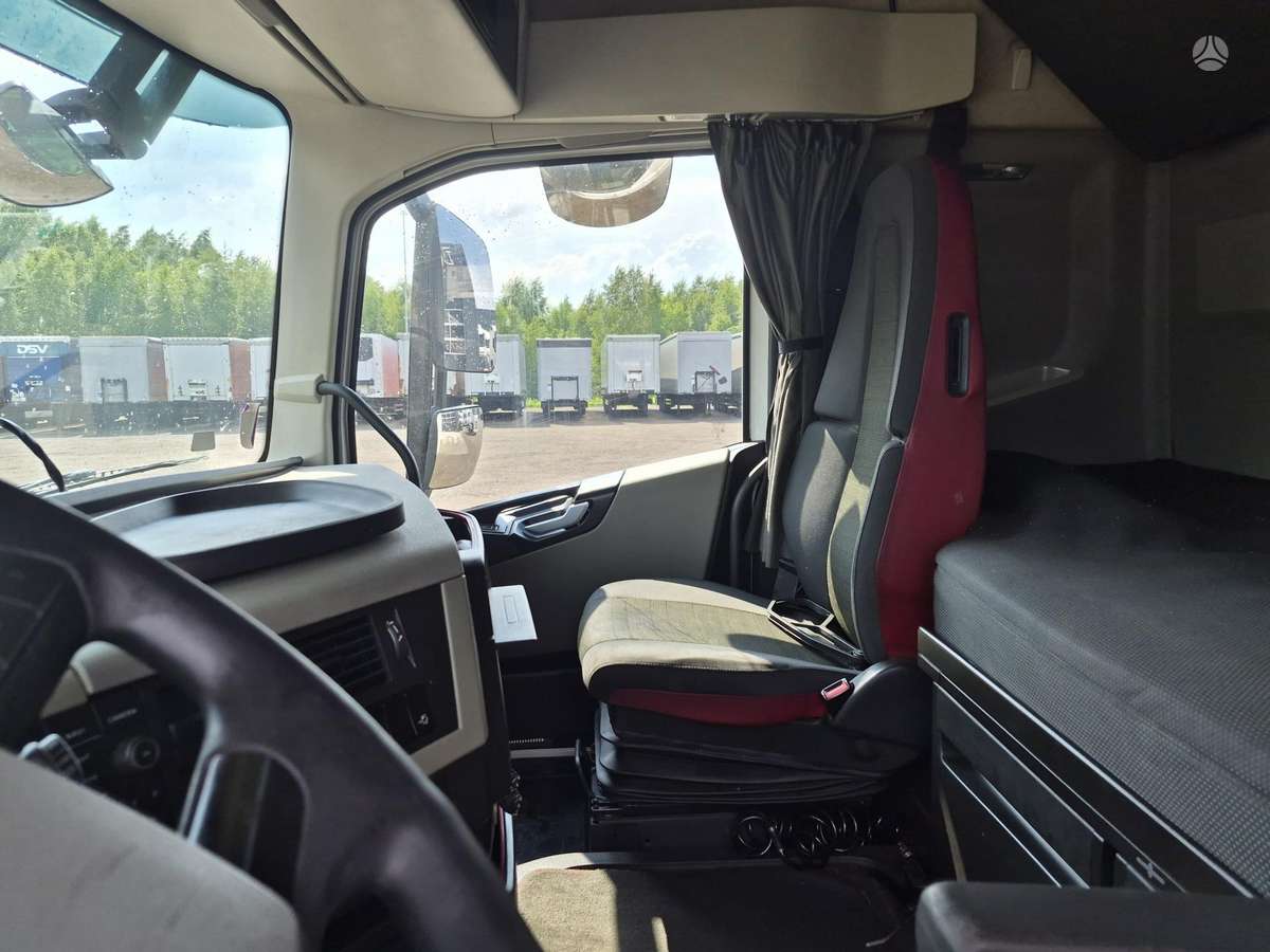 Volvo FH460 euro6, double sleeper
