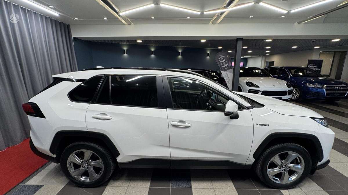 Toyota RAV4 - 4