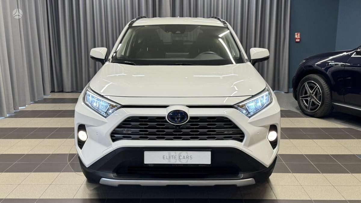 Toyota RAV4 - 8