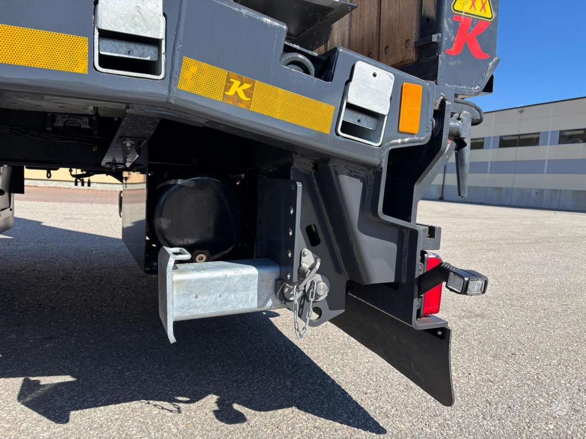 Kässbohrer Lowbed LB3E + STEERING + LIFTING AXLE, kita