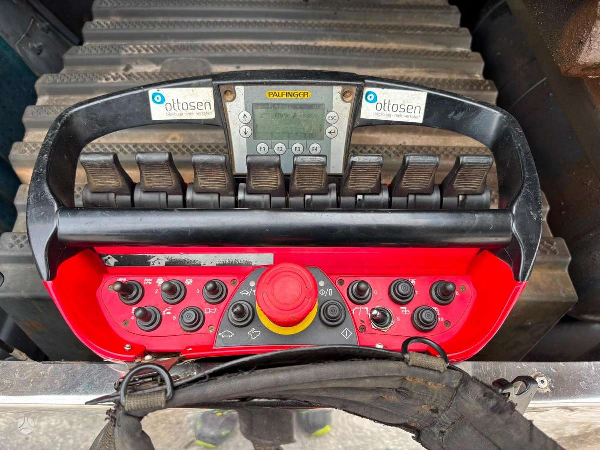 Scania R 480 8x4*4, с краном