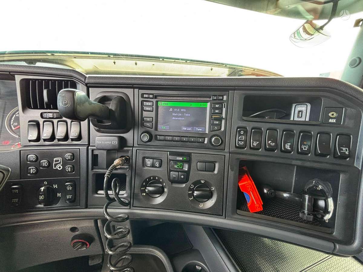 Scania R 480 8x4*4, с краном