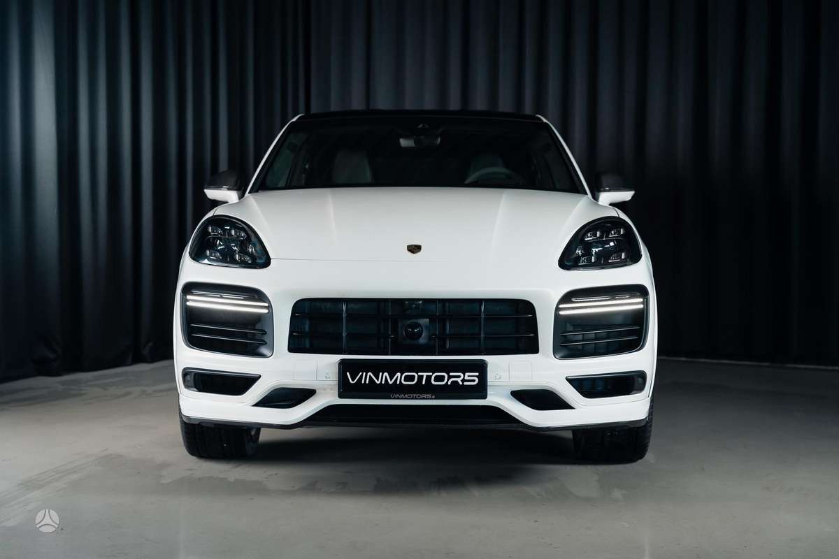 Porsche Cayenne Coupe - 2