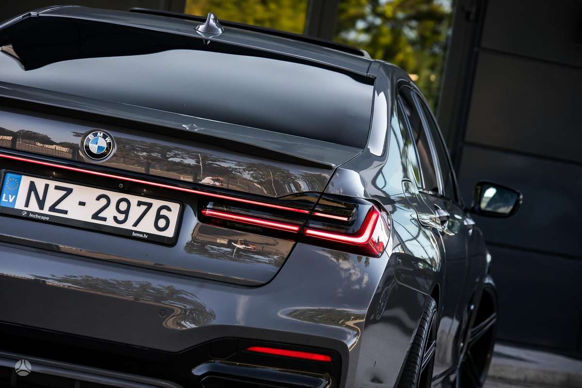BMW 730, 3.0 l., Седан