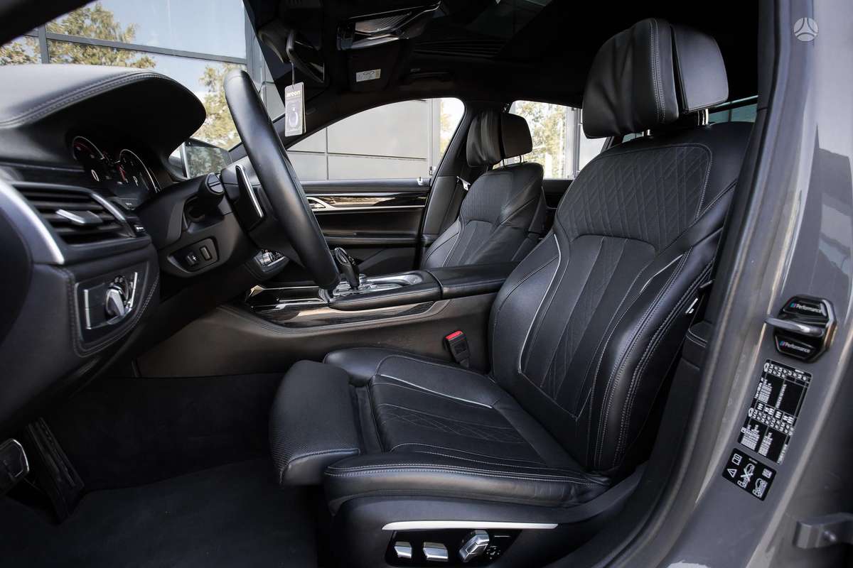 BMW 730, 3.0 l., Седан