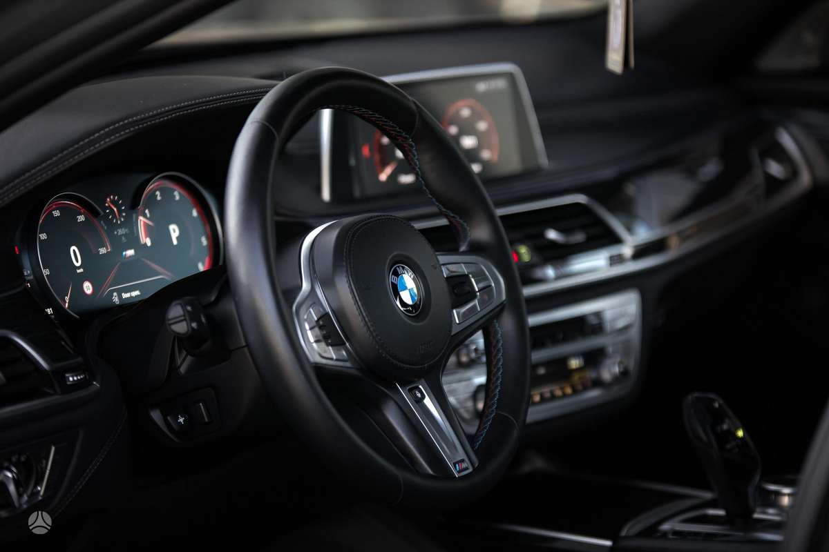 BMW 730, 3.0 l., Седан