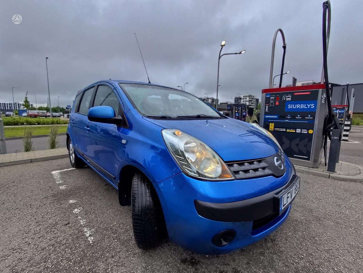 Nissan Note, 1.6 l., mpv / minivan