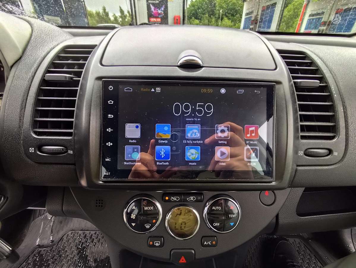 Nissan Note, 1.6 l., mpv / minivan