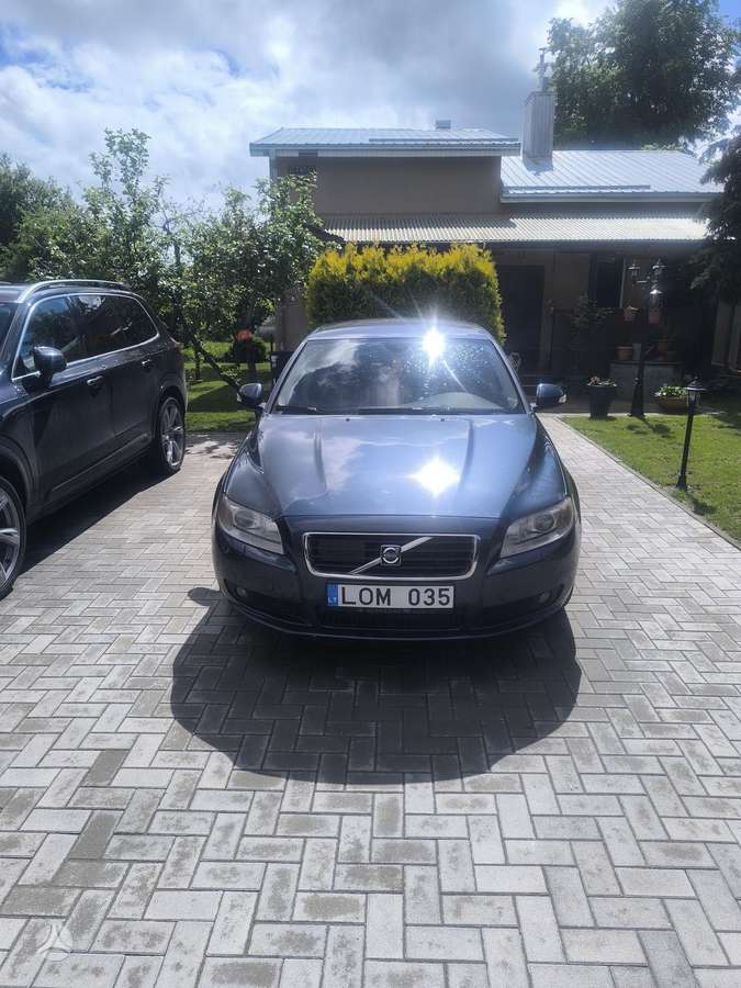 Volvo S80, 2.4 l., Седан