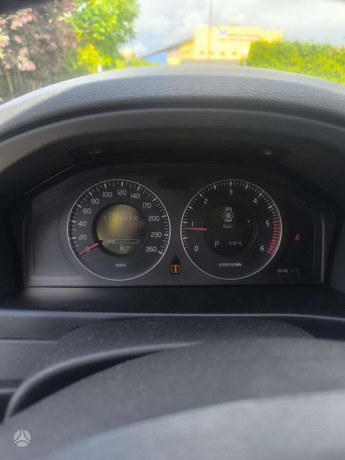 Volvo S80, 2.4 l., Седан