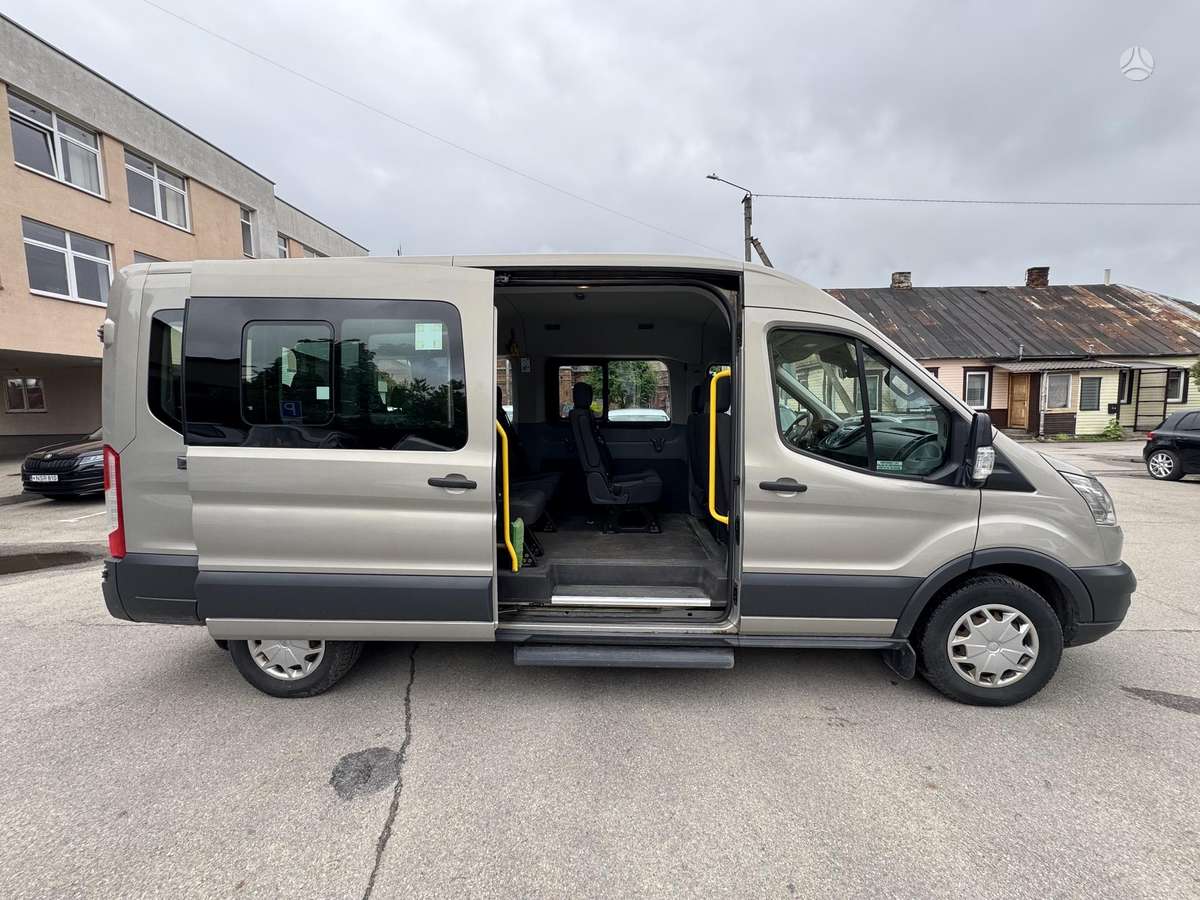 Ford Transit, passenger minibus