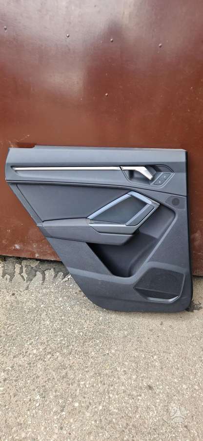 Audi Q3 door upholstery, seats
