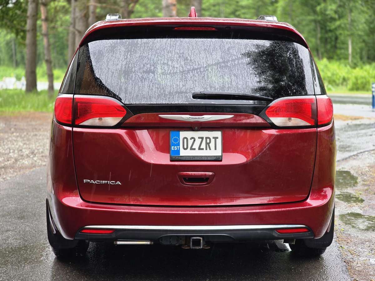 Chrysler Pacifica, 3.6 l., Минивэн