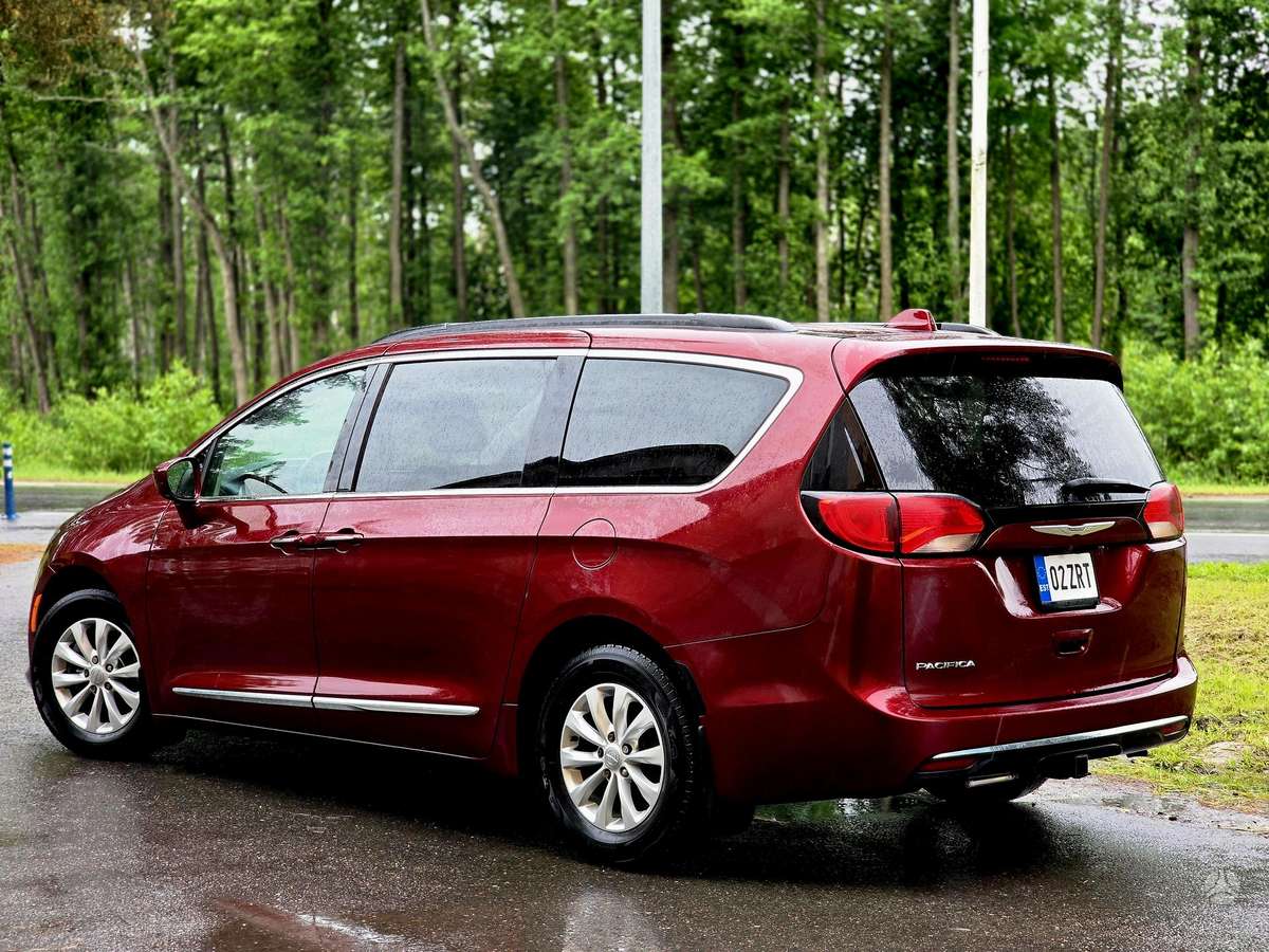Chrysler Pacifica, 3.6 l., Минивэн
