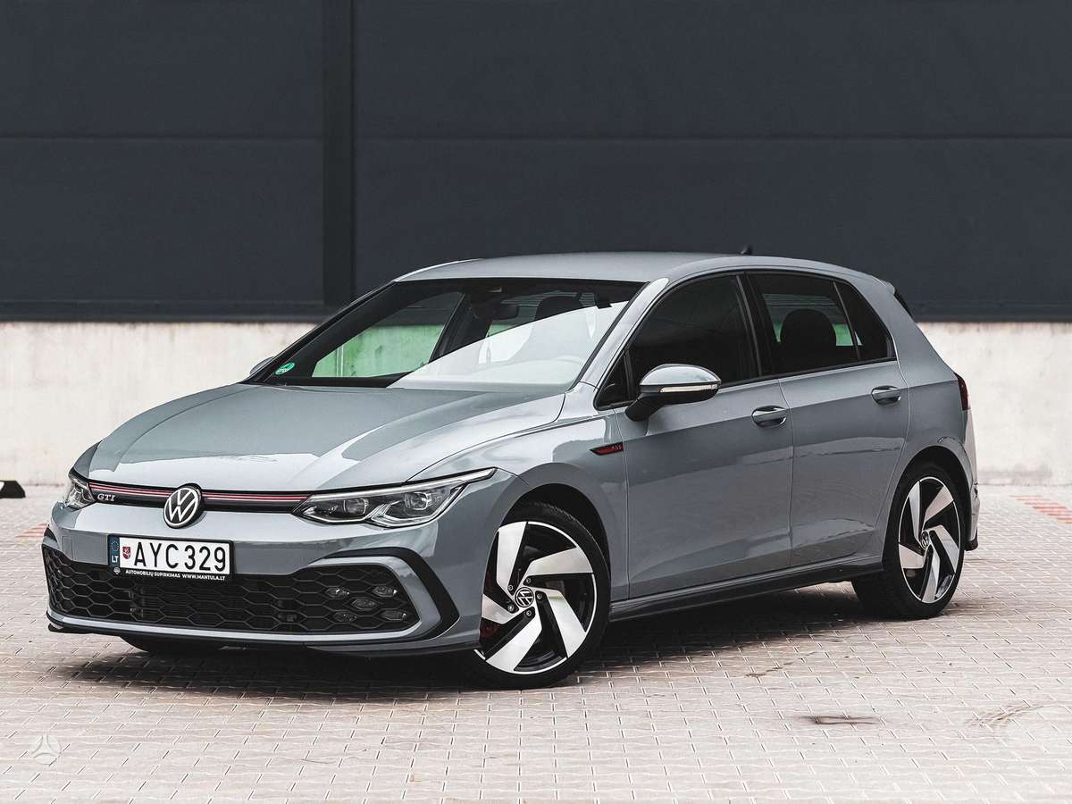 Volkswagen Golf - 4