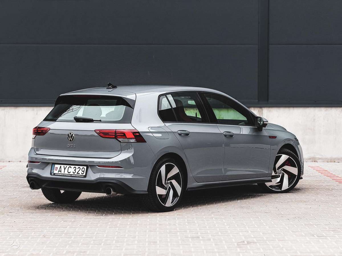 Volkswagen Golf - 7