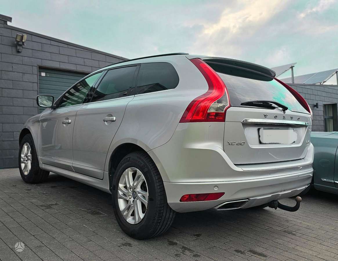 Volvo XC60 - 2