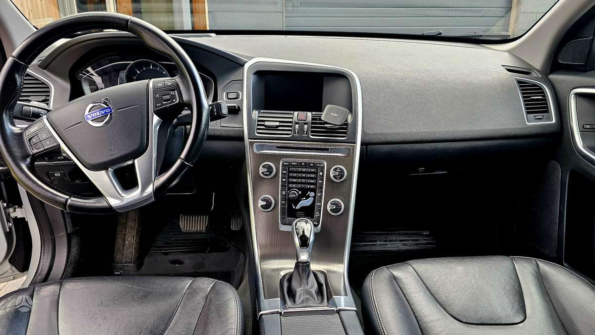 Volvo XC60 - 4