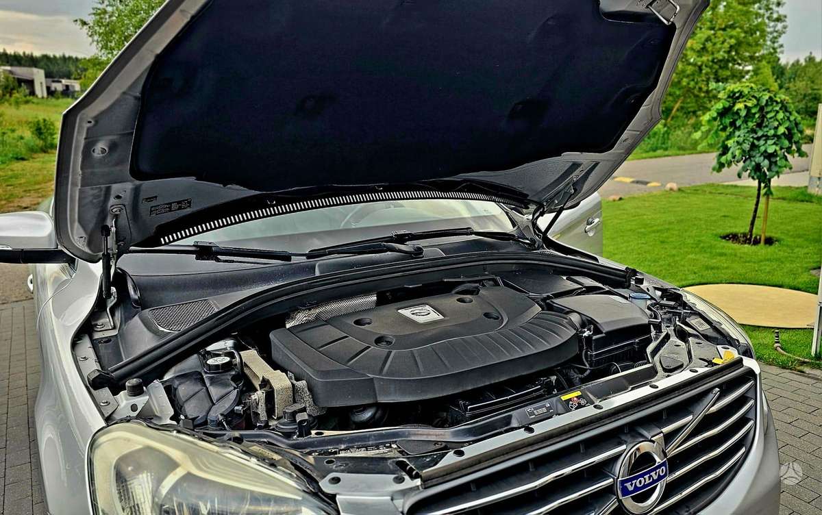 Volvo XC60 - 8