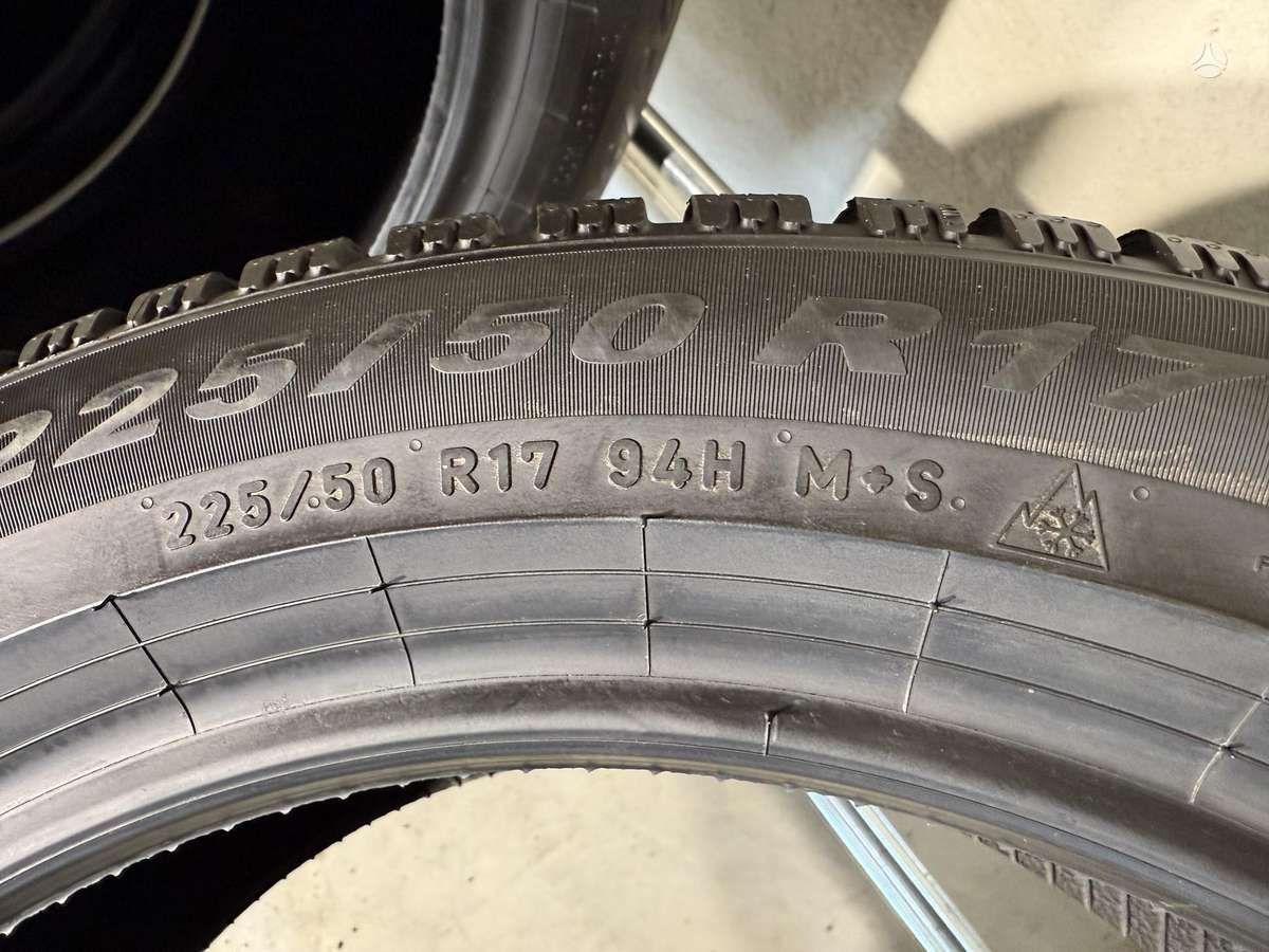 Pirelli Winter cinturato2, winter 225/50 R17
