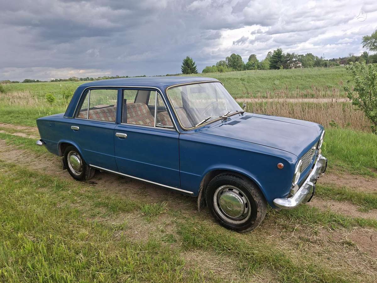 Lada 2101, Седан