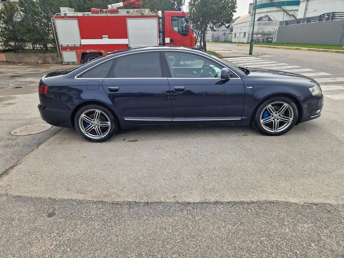 Audi A6, 2.0 l., Седан