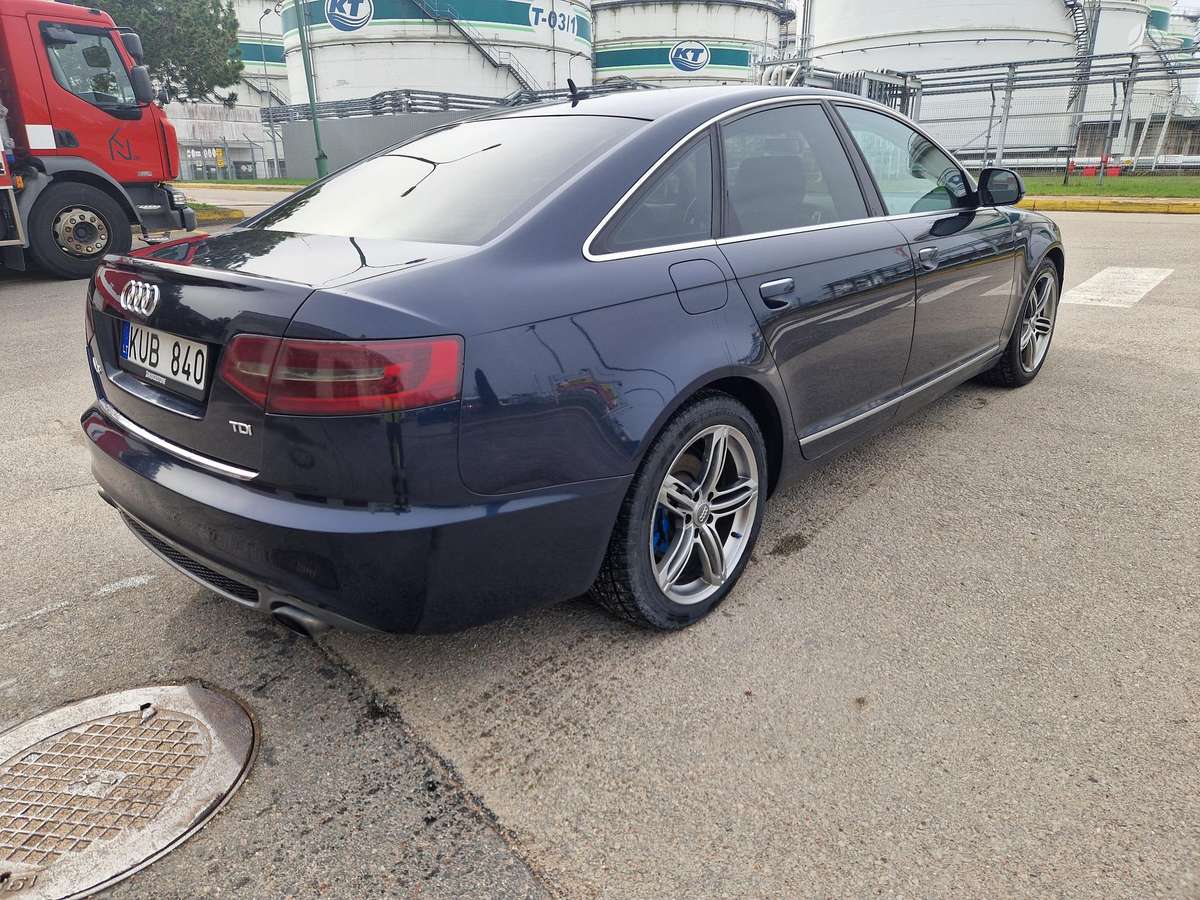Audi A6, 2.0 l., Седан