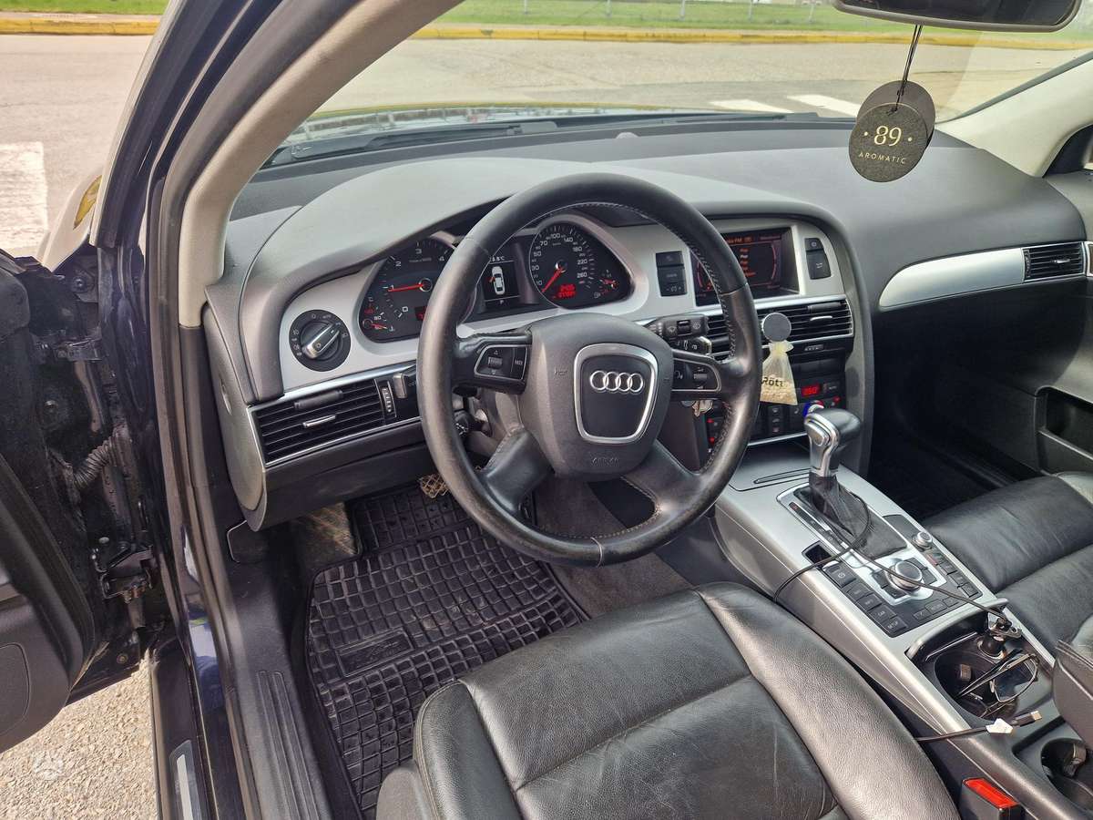 Audi A6, 2.0 l., Седан