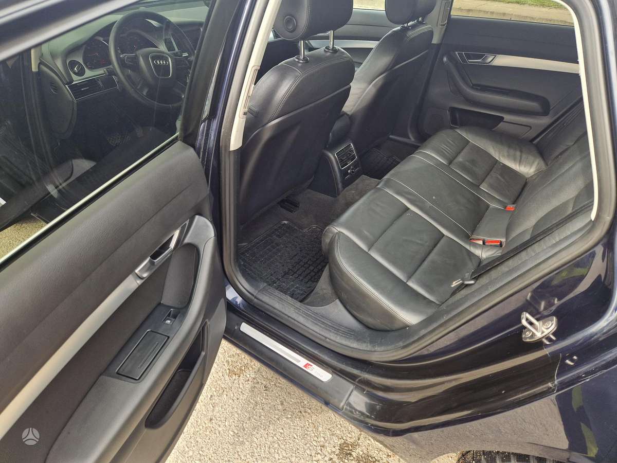 Audi A6, 2.0 l., Седан