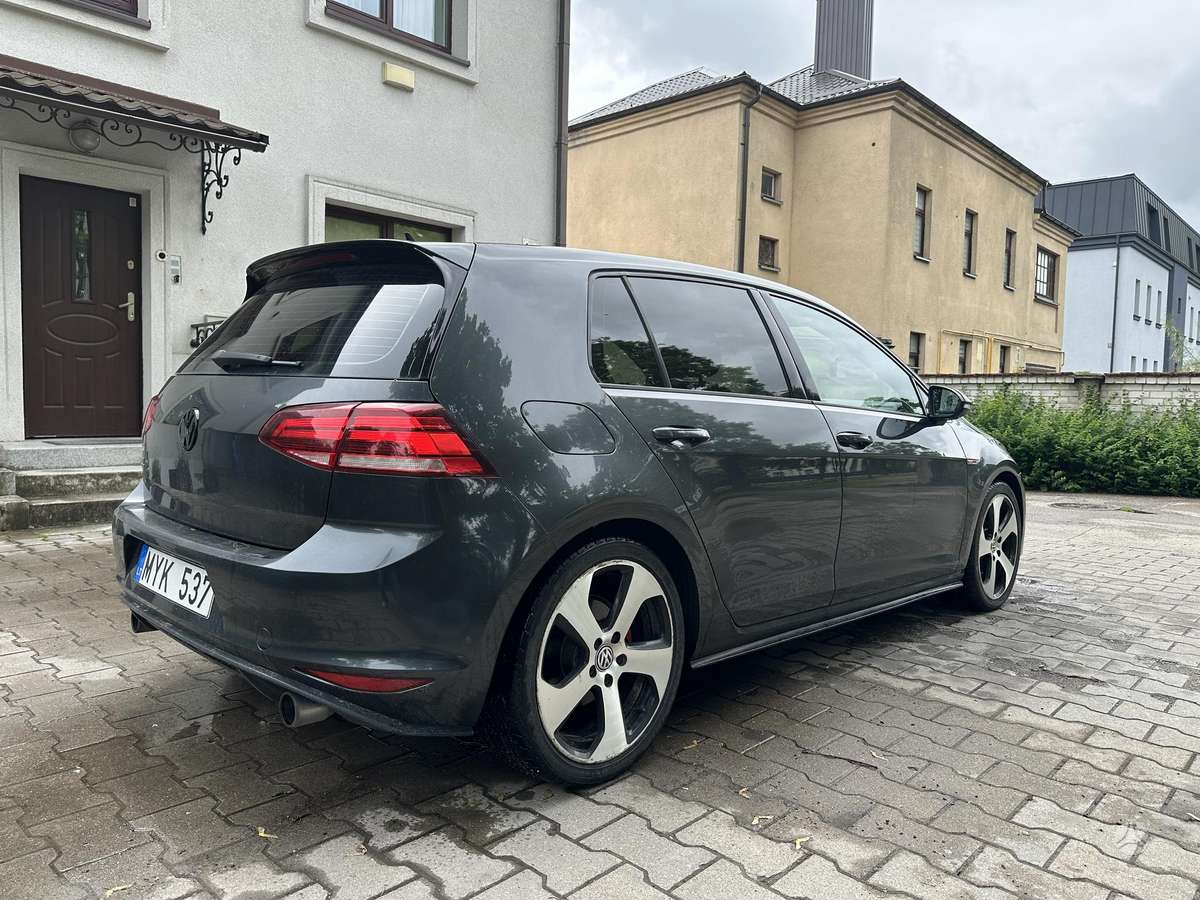 Volkswagen Golf, 2.0 l., hatchback