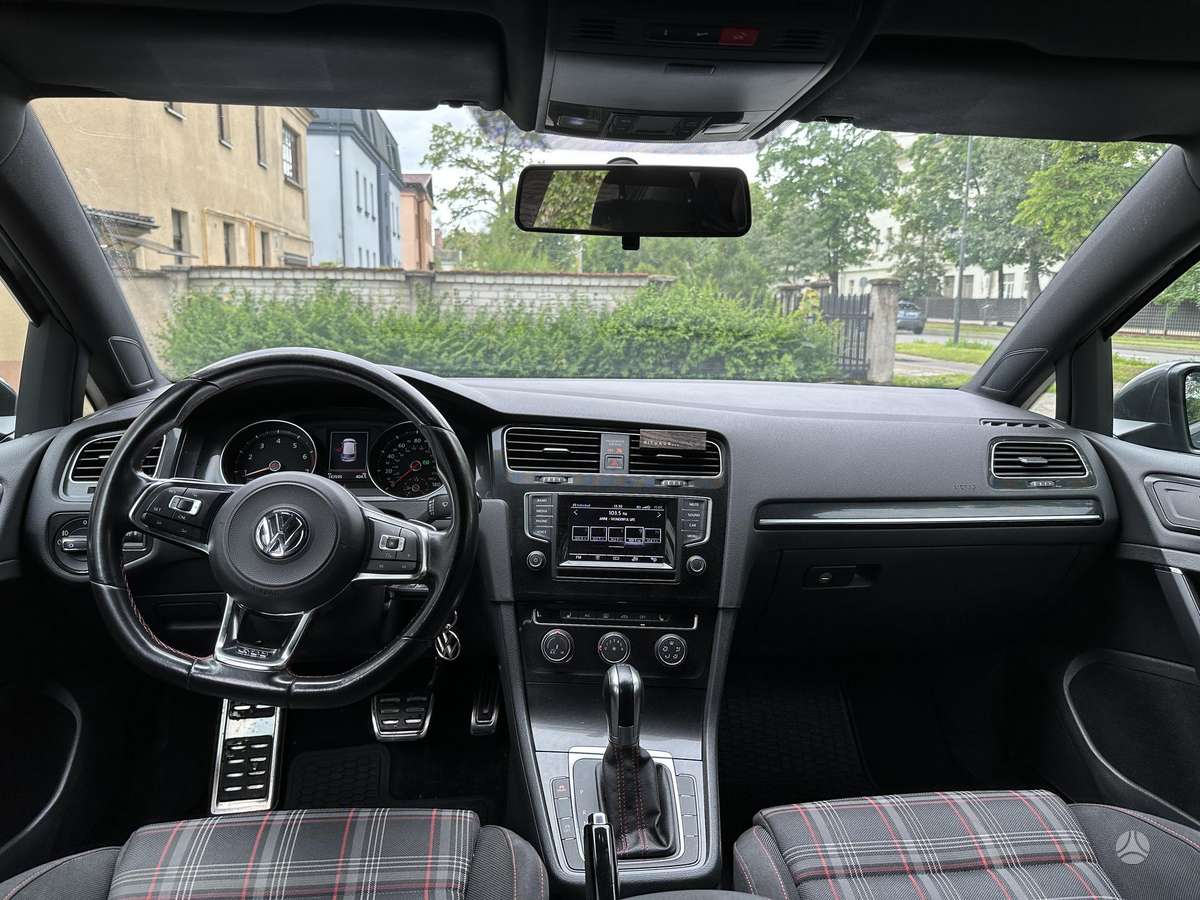 Volkswagen Golf, 2.0 l., hatchback