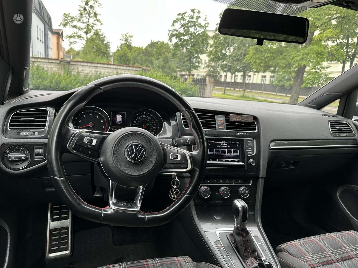 Volkswagen Golf, 2.0 l., hatchback