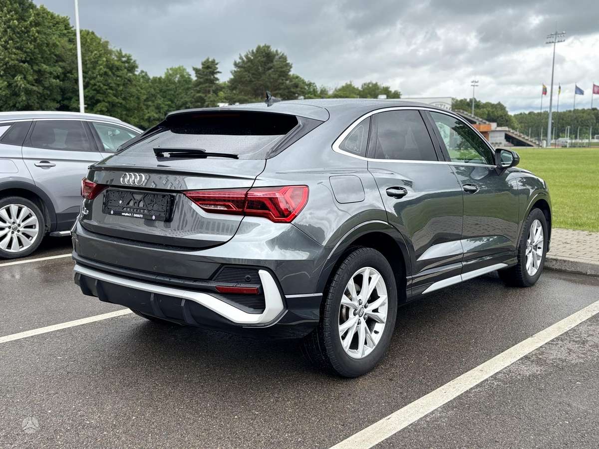 Audi Q3 Sportback, 2.0 l., hatchback