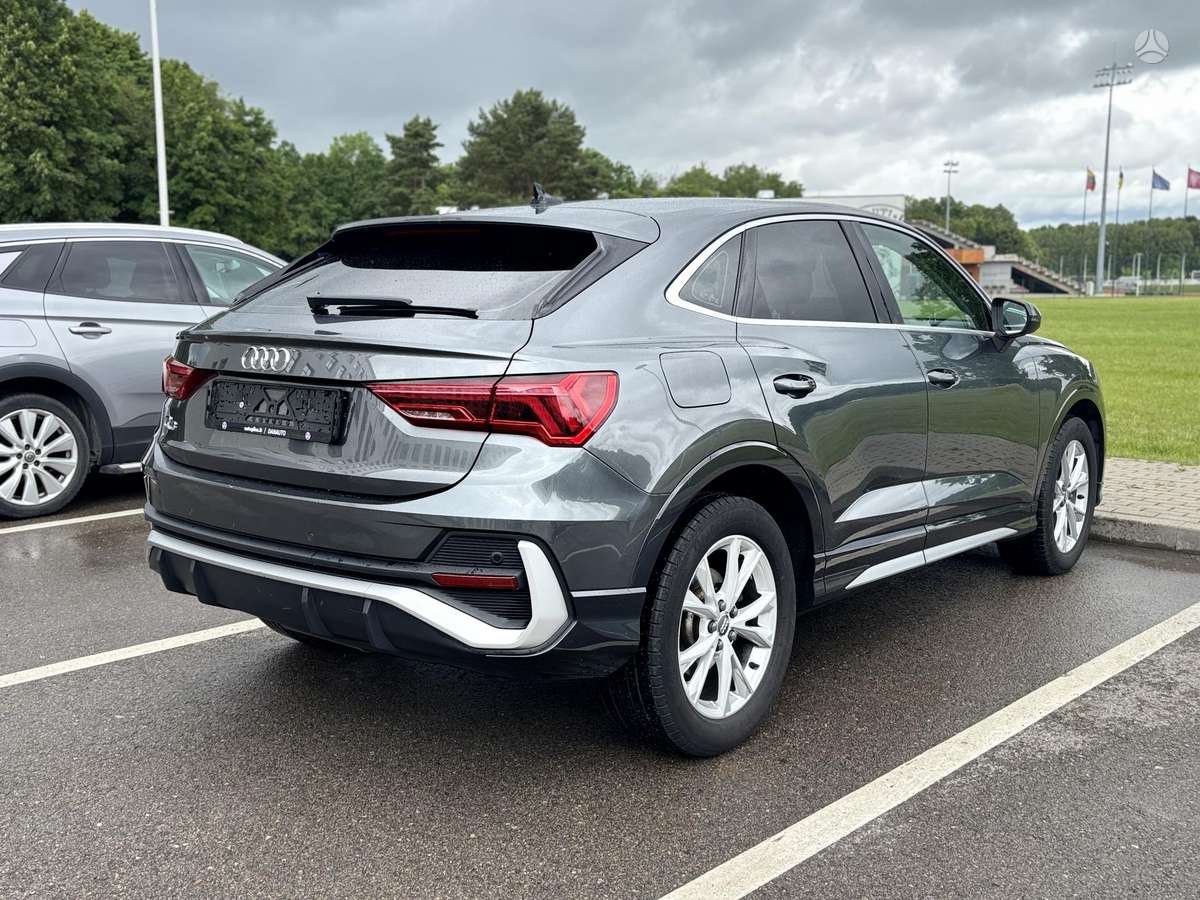 Audi Q3 Sportback, 2.0 l., Хэтчбек