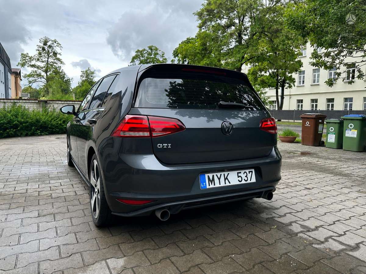 Volkswagen Golf, 2.0 l., Хэтчбек