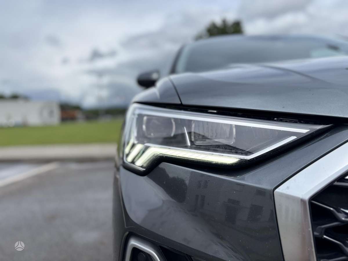 Audi Q3 Sportback, 2.0 l., Хэтчбек